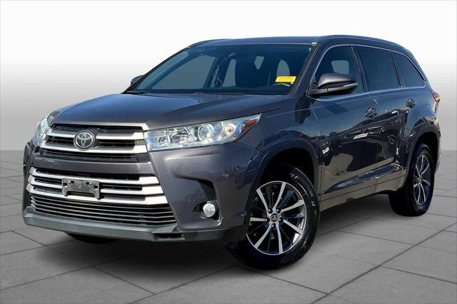 used 2018 Toyota Highlander car, priced at $21,981