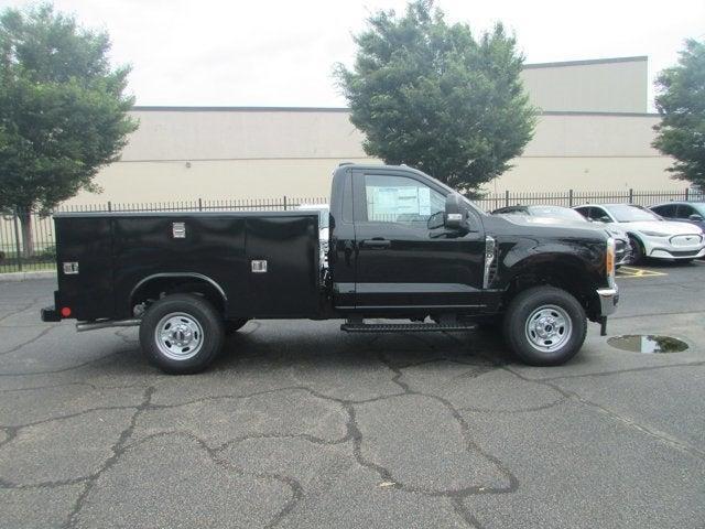 new 2023 Ford F-250 car, priced at $65,180