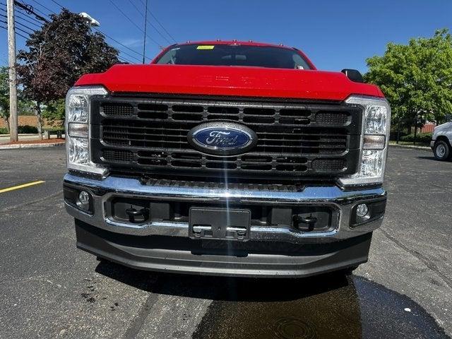 new 2024 Ford F-350 car, priced at $52,620