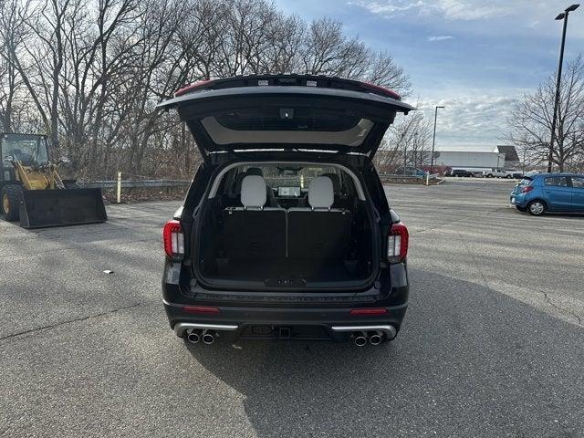 new 2025 Ford Explorer car, priced at $58,965