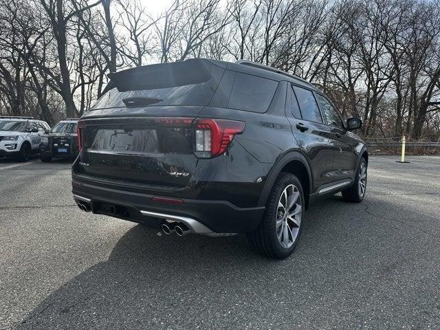 new 2025 Ford Explorer car, priced at $58,965