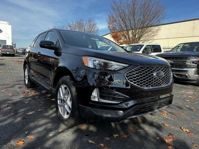 used 2024 Ford Edge car, priced at $29,997