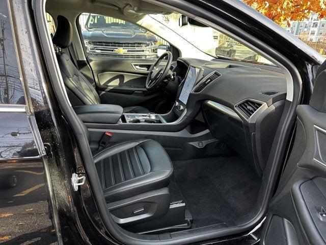 used 2024 Ford Edge car, priced at $29,997