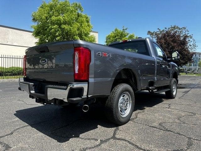 new 2024 Ford F-350 car, priced at $52,620