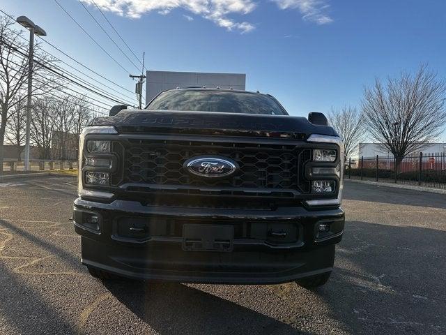 new 2024 Ford F-350 car, priced at $59,195