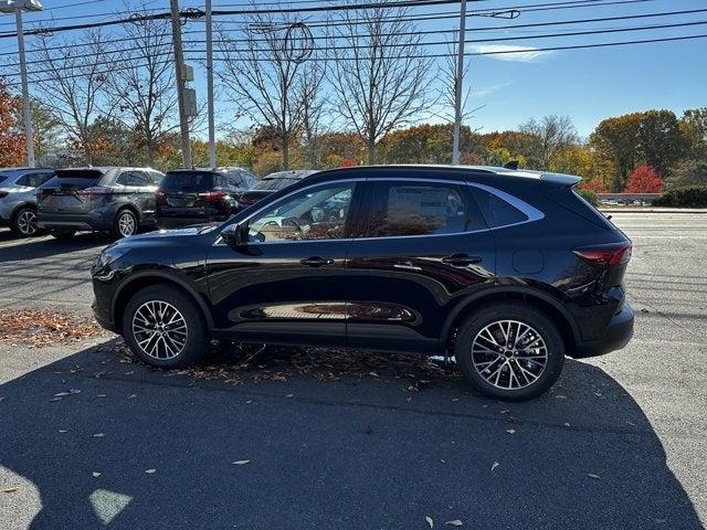 new 2025 Ford Escape car, priced at $38,895