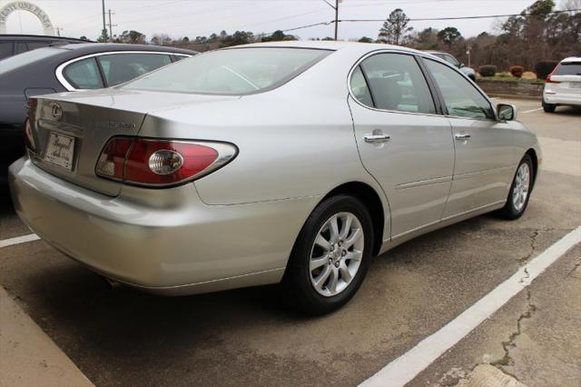 used 2004 Lexus ES 330 car, priced at $6,500