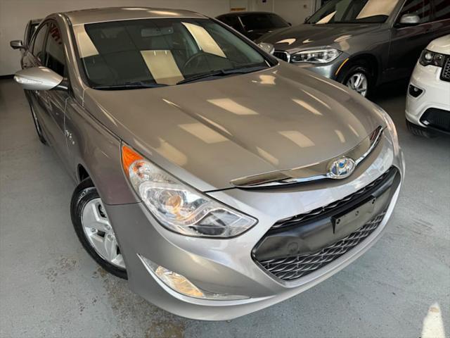 used 2012 Hyundai Sonata Hybrid car, priced at $9,498