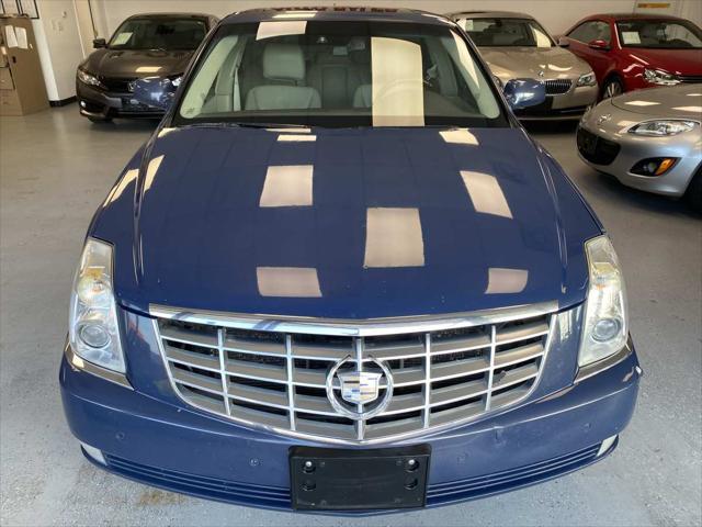 used 2009 Cadillac DTS car, priced at $5,999