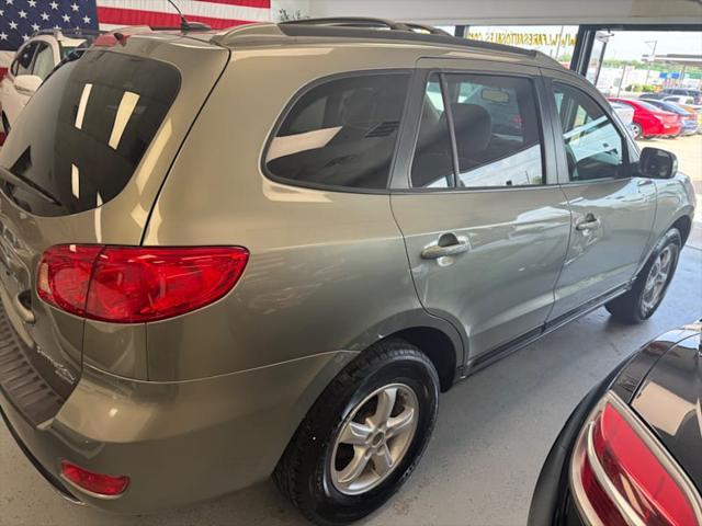 used 2007 Hyundai Santa Fe car, priced at $5,998