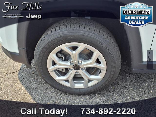 new 2025 Jeep Compass car, priced at $31,040