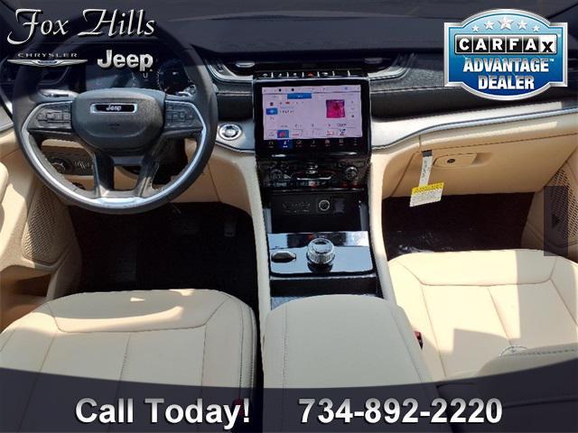 new 2025 Jeep Grand Cherokee car, priced at $44,096