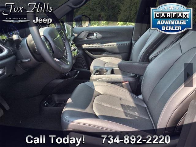 new 2025 Chrysler Pacifica car, priced at $49,515