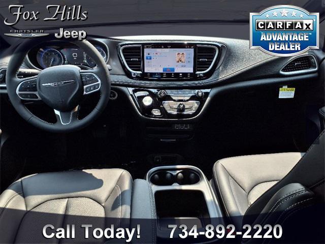new 2025 Chrysler Pacifica car, priced at $42,691
