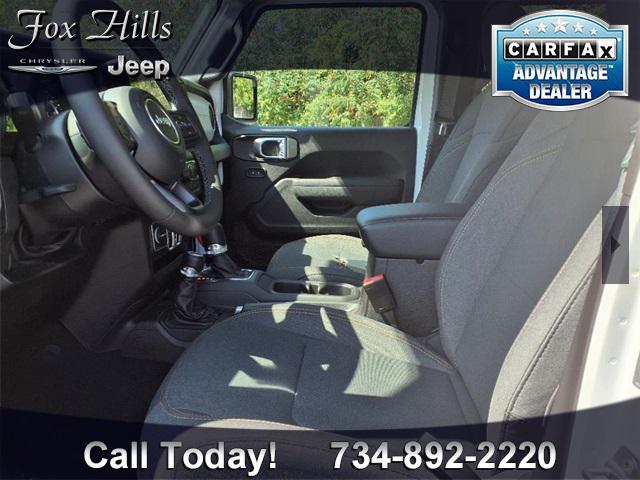 new 2025 Jeep Wrangler car, priced at $46,395
