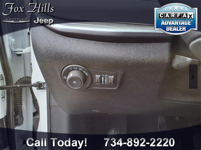 new 2025 Jeep Compass car, priced at $32,085