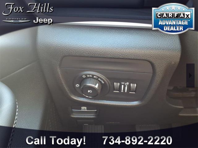 new 2025 Jeep Grand Cherokee car, priced at $49,549