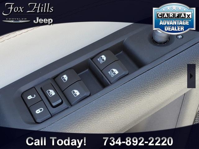 new 2024 Jeep Compass car, priced at $33,491