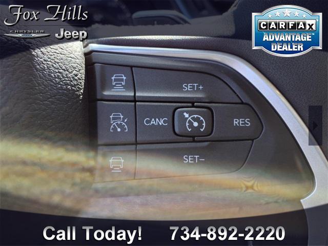 new 2025 Jeep Grand Cherokee car, priced at $48,895