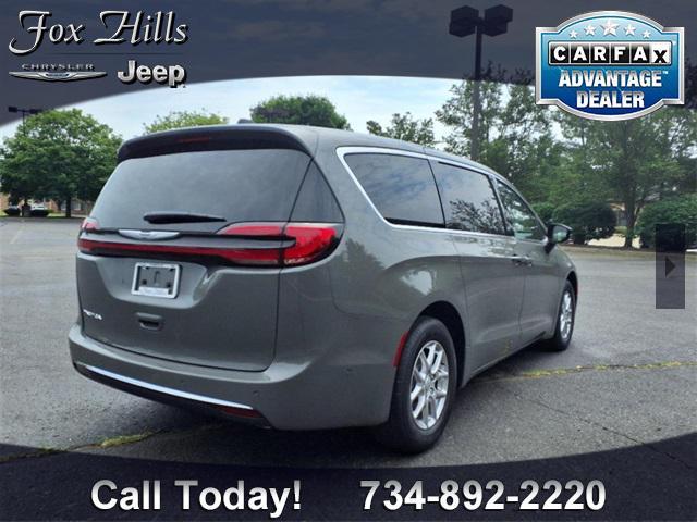 new 2025 Chrysler Pacifica car, priced at $43,114