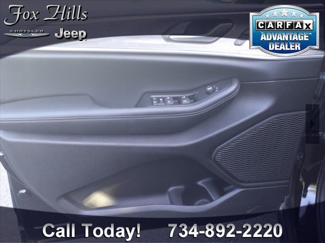 new 2024 Jeep Grand Cherokee car, priced at $49,539