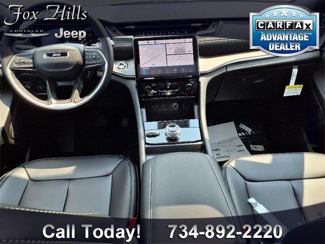 new 2025 Jeep Grand Cherokee car, priced at $46,755