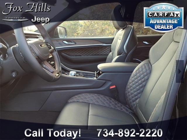 new 2025 Jeep Grand Cherokee car, priced at $59,597