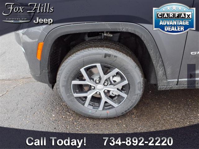 new 2025 Jeep Grand Cherokee car, priced at $46,565