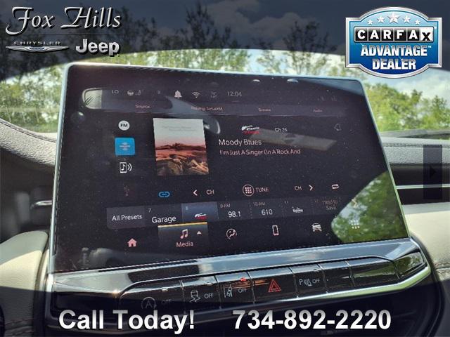 new 2025 Jeep Compass car, priced at $32,985