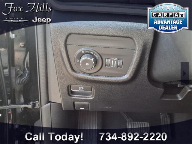 used 2023 Jeep Grand Cherokee car, priced at $34,599
