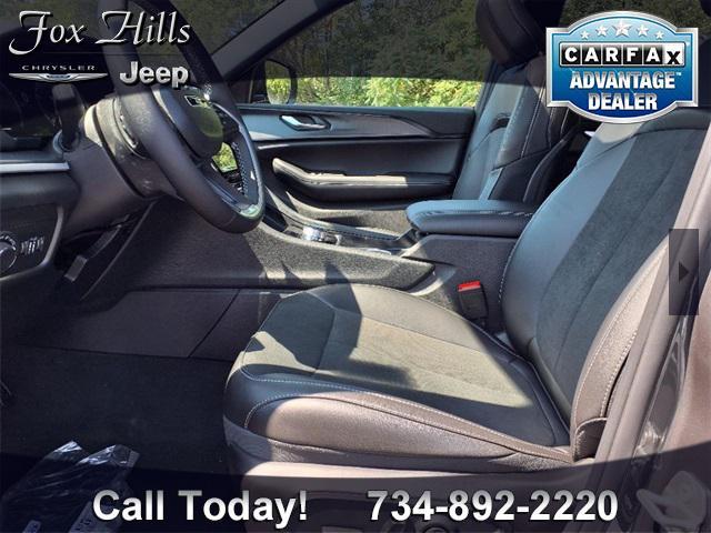 new 2025 Jeep Grand Cherokee L car, priced at $45,366