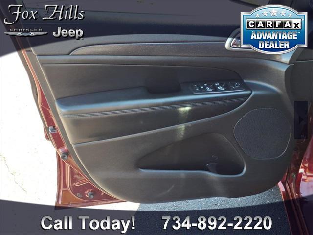 used 2017 Jeep Grand Cherokee car, priced at $13,494