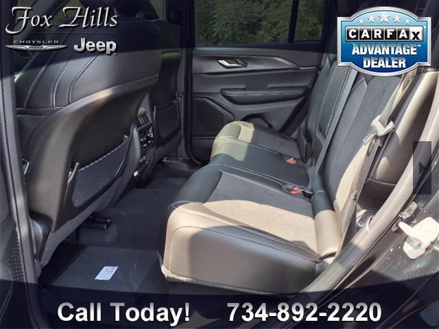 new 2025 Jeep Grand Cherokee car, priced at $43,504