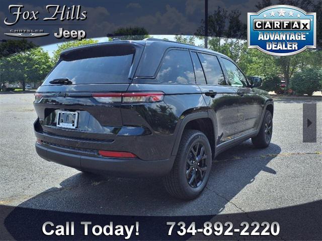 new 2025 Jeep Grand Cherokee car, priced at $43,504