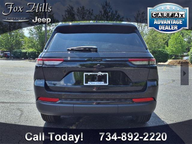 new 2025 Jeep Grand Cherokee car, priced at $43,504