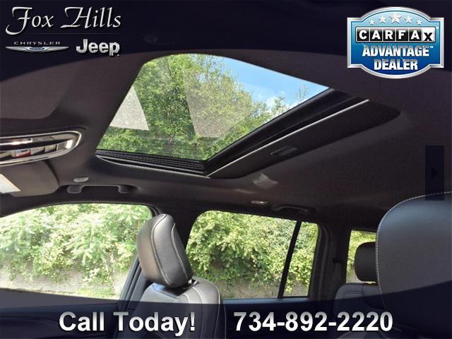 new 2025 Jeep Grand Cherokee car, priced at $43,504