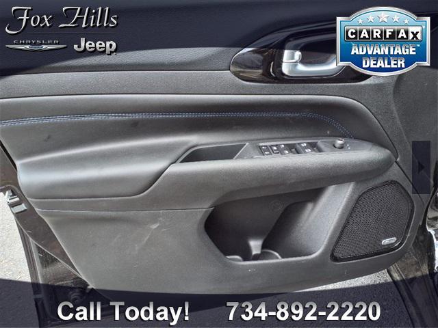 new 2025 Jeep Compass car, priced at $35,604