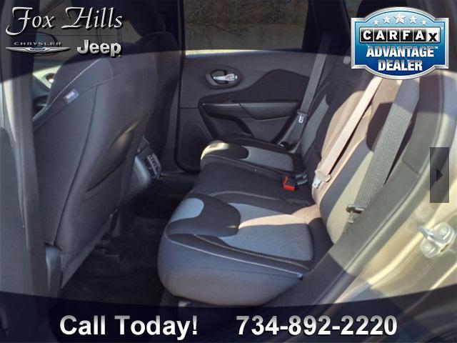 used 2016 Jeep Cherokee car, priced at $12,996