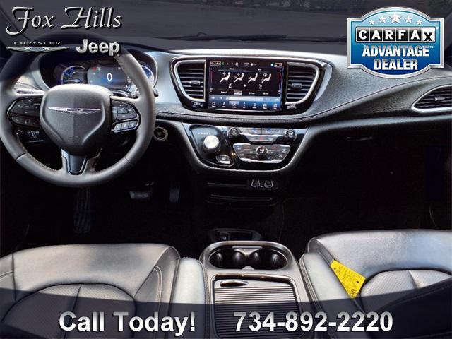 used 2024 Chrysler Pacifica Hybrid car, priced at $35,185