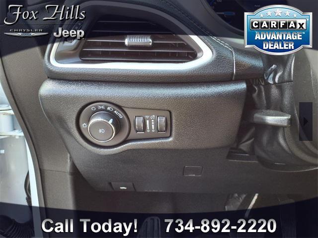used 2024 Chrysler Pacifica Hybrid car, priced at $35,185