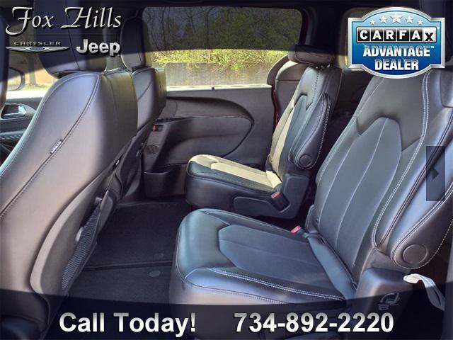 used 2025 Chrysler Pacifica car, priced at $35,899