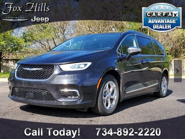 used 2021 Chrysler Pacifica Hybrid car, priced at $32,752