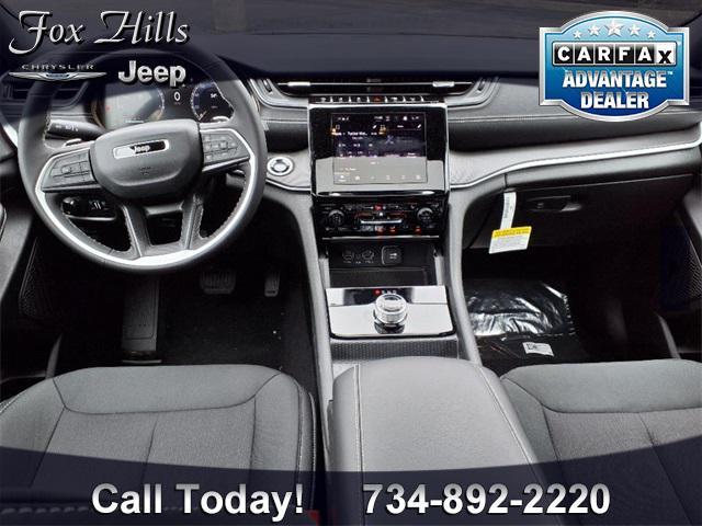 new 2025 Jeep Grand Cherokee car, priced at $41,978