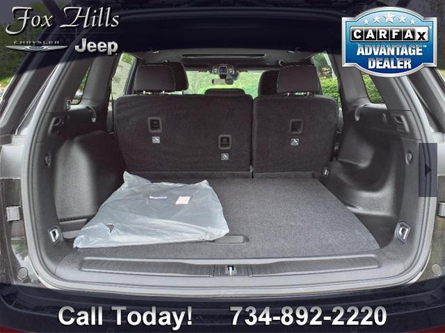new 2025 Jeep Grand Cherokee car, priced at $41,978