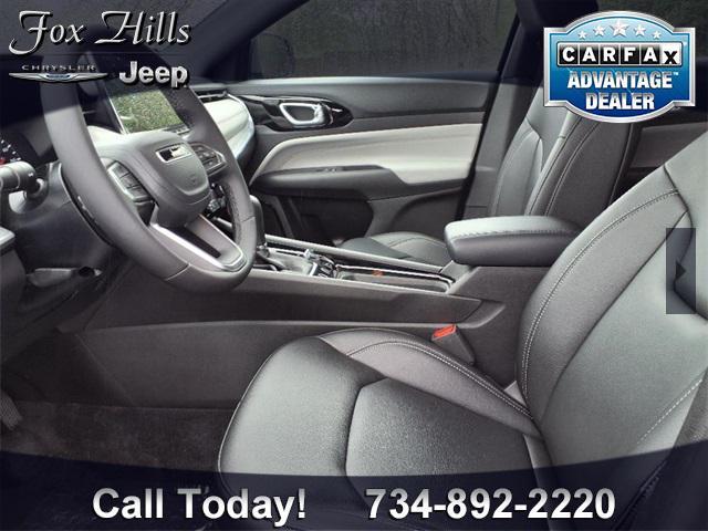 new 2025 Jeep Compass car, priced at $32,985