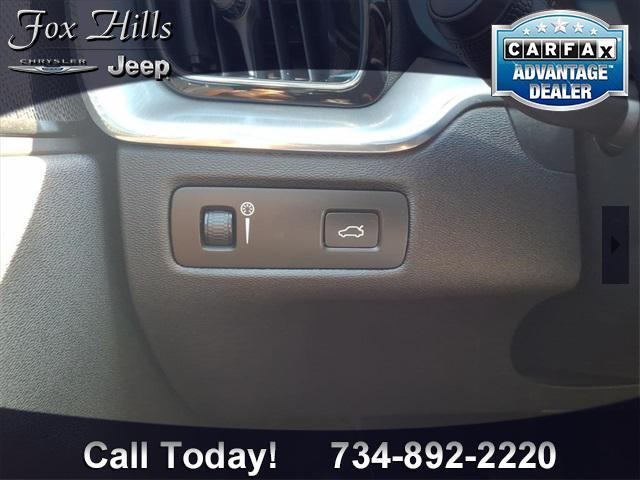 used 2019 Volvo XC60 car, priced at $17,599