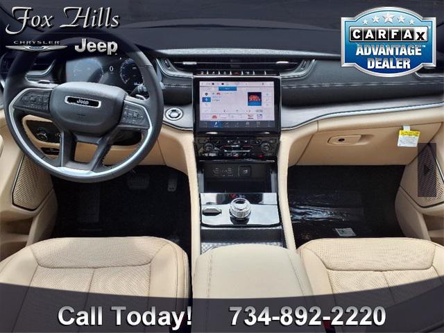 new 2025 Jeep Grand Cherokee car, priced at $52,595