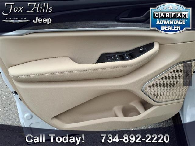 new 2025 Jeep Grand Cherokee car, priced at $52,595