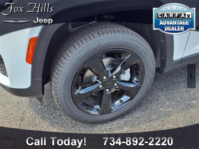 new 2025 Jeep Grand Cherokee car, priced at $46,426