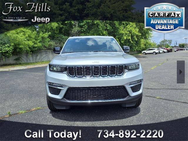 new 2025 Jeep Grand Cherokee car, priced at $49,000